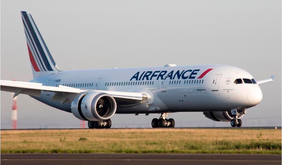 Hallan muerto a un niño en el tren de aterrizaje de un vuelo Abiyán-París