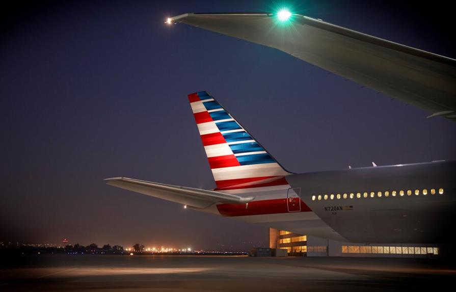 American Airlines añade vuelos a medida que demanda se recupera de la pandemia