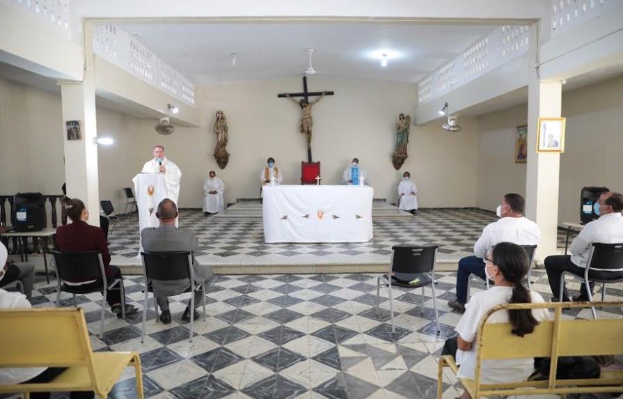 Obispo de Santo Domingo llama a reos de La Victoria pedir misericordia de la Virgen de las Mercedes