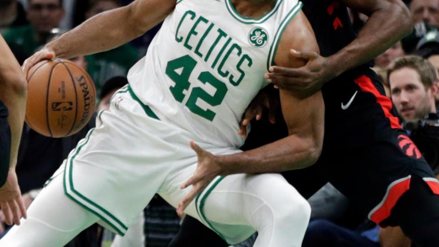 Horford se perdió el juego de este viernes por dolencias en su rodilla izquierda Horford se perdió el juego de este viernes por dolencias en su rodilla izquierda