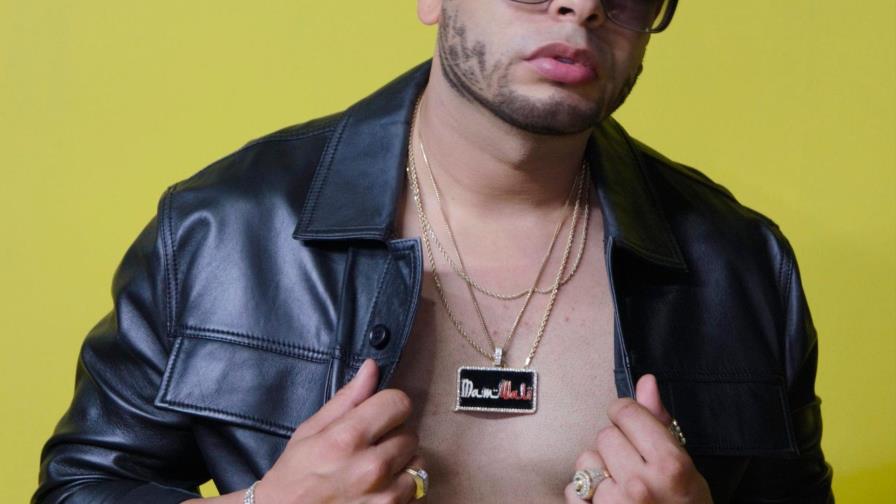 Alá Jazá adquiere el “Bus Mamwali” para giras internacionales Alá Jazá adquiere el “Bus Mamwali” para giras internacionales