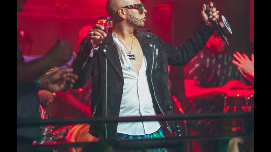 Ala Jazá firma contrato millonario Ala Jazá firma contrato millonario