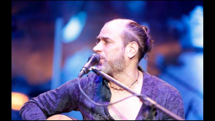 Lenny Abreu este viernes en el bar de Alexis