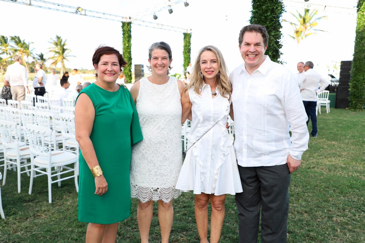 Alba Casasnovas, Beryl Jacobs, Jillian Kheel y Daniel Kheel.