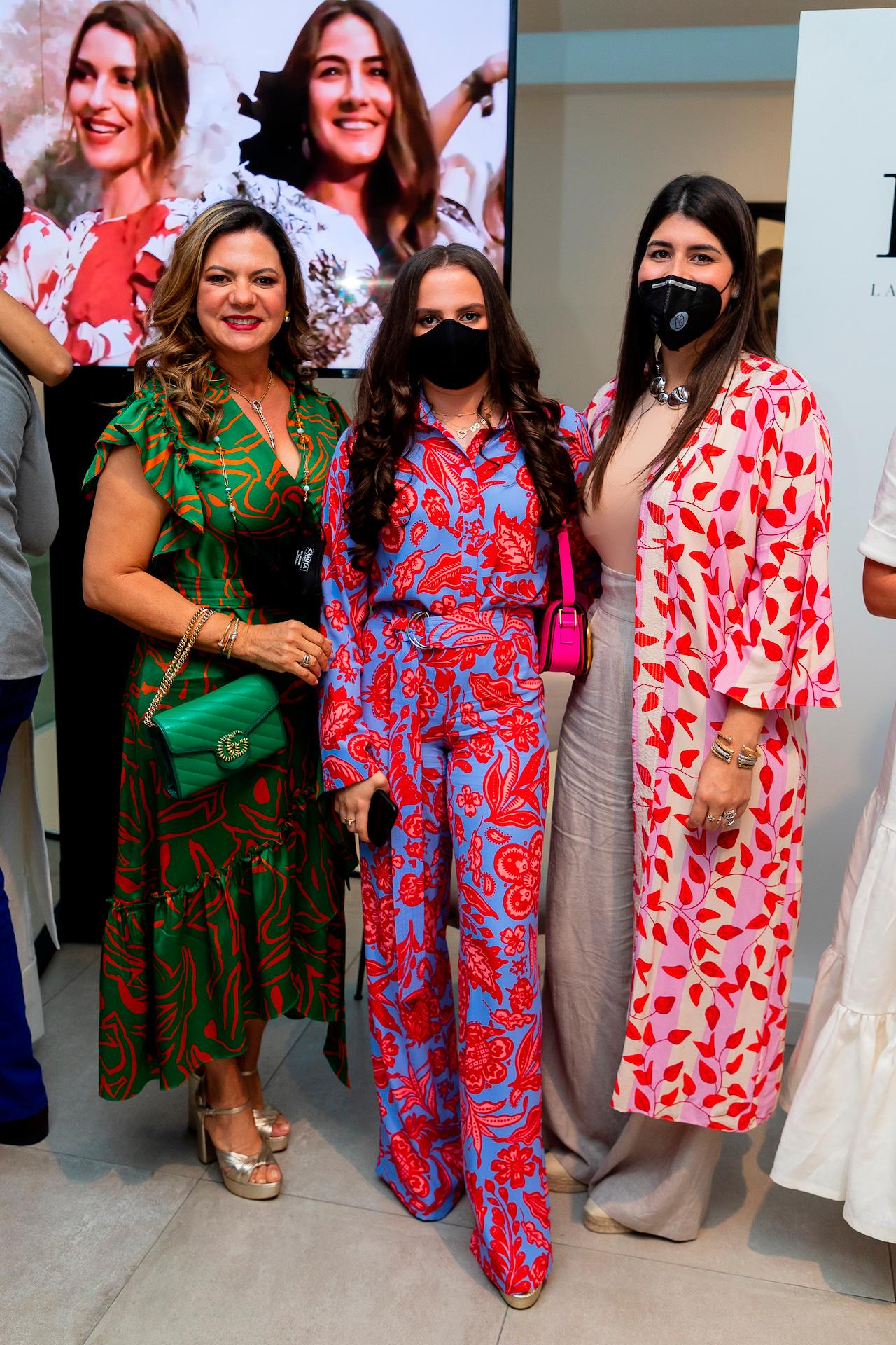 Alba Luz Díaz, Karla Abreu y Giovanna Vásquez.