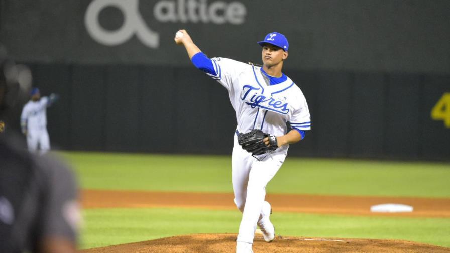 Los Gigantes visitan al Licey; Estrellas a Aguilas y Leones a Toros