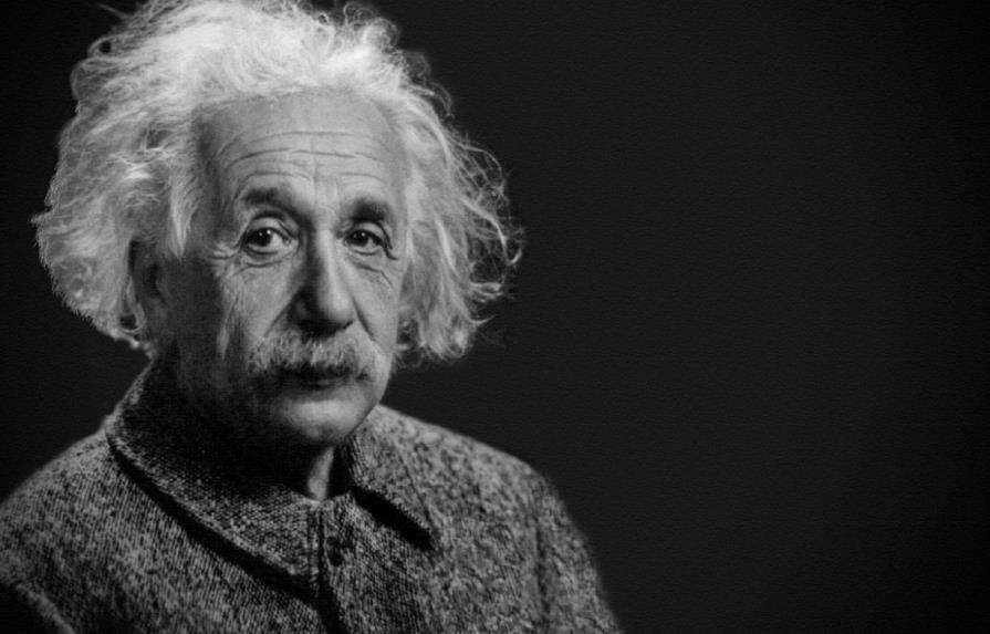 Venden por 11 millones un borrador de la Teoría de la Relatividad de Einstein