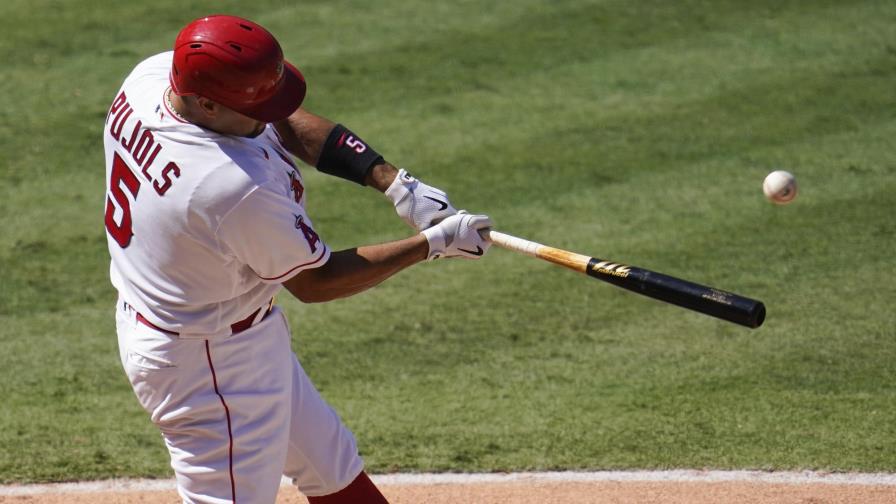 Pujols supera a George Brett en lista de dobles de todos los tiempos en derrota de Angelinos