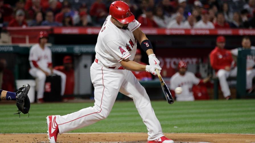 Pujols se acerca a Loug Gherig; Angelinos ganan pese a lesión de Trout