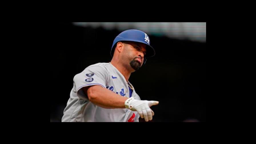 Albert Pujols jugará en primera base esta noche contra los Gigantes