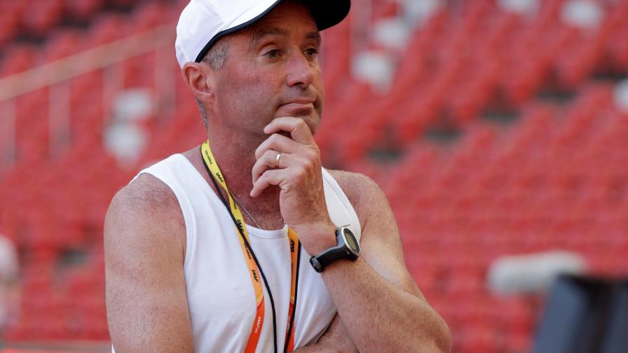 Alberto Salazar, entrenador de atletismo, suspendido cuatro años