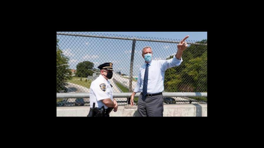 Alcalde de Nueva York pide investigar acusaciones sexuales contra gobernador