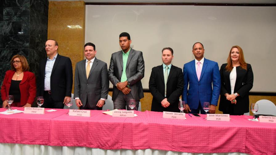 Candidatos Alcaldía de Santiago se comprometen implementar equidad de género en funciones municipales