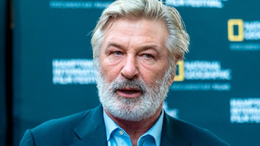 Suspenden de manera indefinida película que filmaba Alec Baldwin 