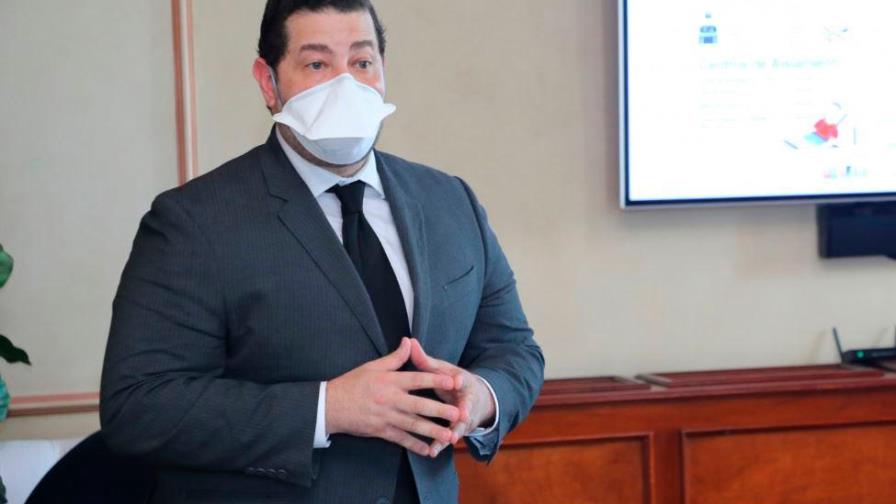 Gobierno: hay 4,000 camas de aislamiento, pero los dominicanos no quieren usarlas Gobierno: hay 4,000 camas de aislamiento, pero los dominicanos no quieren usarlas