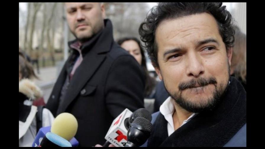 Actor que interpreta a “El Chapo” va a verle a su juicio