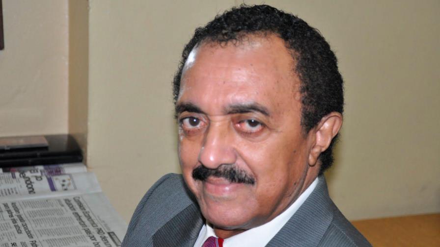 Premio Acroarte al Mérito a: Zinayda Rodríguez, Alejandro Sánchez, Raymond Abad y Johnny Romero