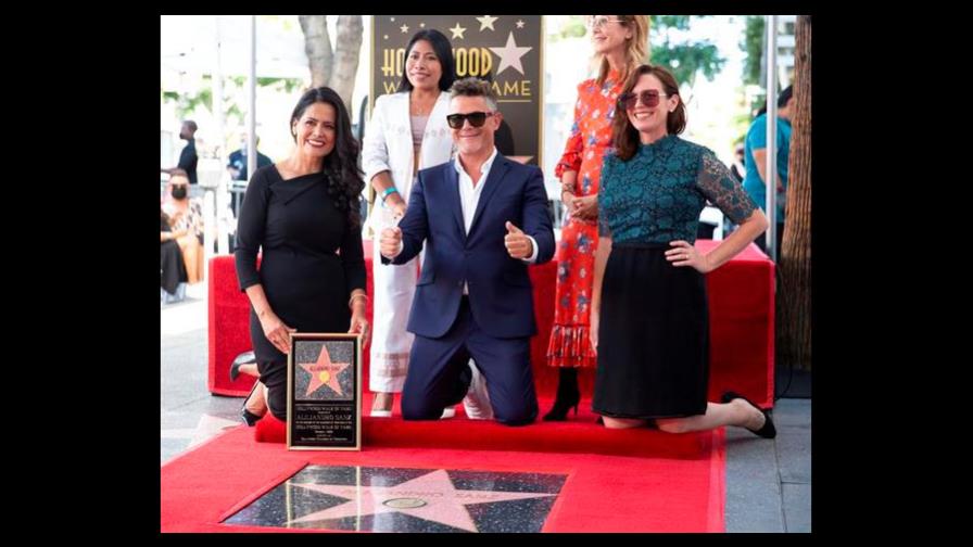 Alejandro Sanz ya tiene su estrella en el Paseo de la Fama de Hollywood