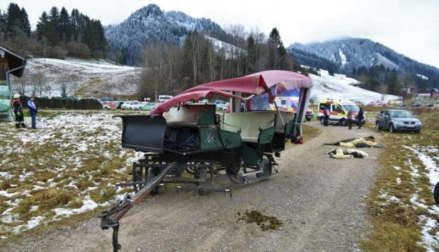 20 heridos al chocar carruajes de caballos en Alemania