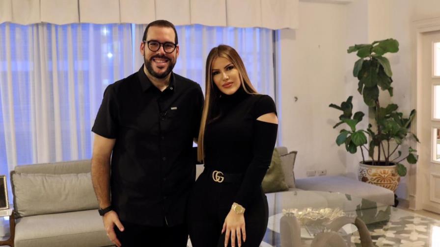Alexandra Hatcu apoya propuesta de candidato a diputado Víctor Gómez Casanova Alexandra Hatcu apoya propuesta de candidato a diputado Víctor Gómez Casanova