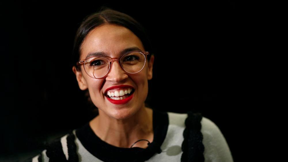 Residente tendrá charla en directo en Instagram con congresista Alexandria Ocasio-Cortez