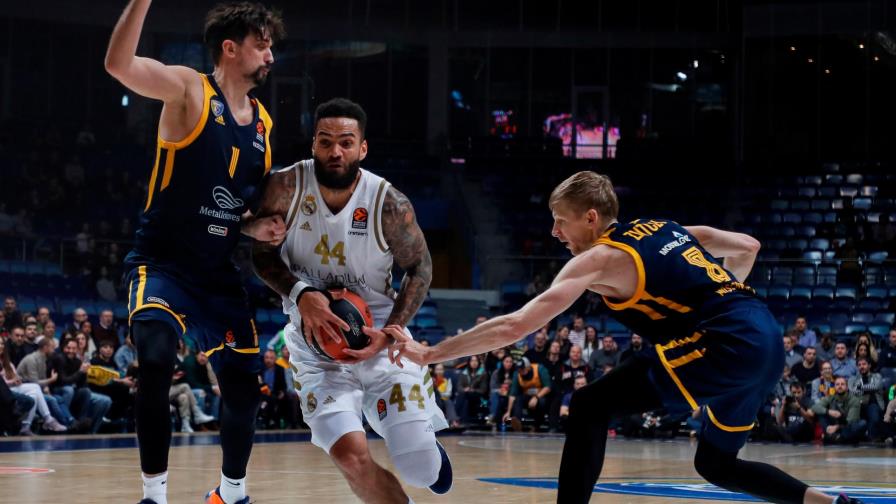 El Real Madrid entra en un bache con nueva derrota ante el Khimki El Real Madrid entra en un bache con nueva derrota ante el Khimki