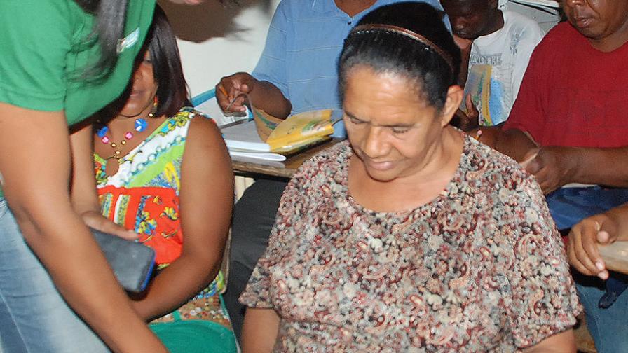 El Gobierno todavía no logra eliminar el analfabetismo