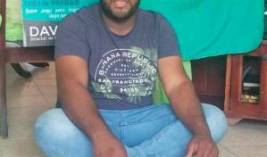 Candidato municipal busca 6,000 tapitas plásticas para quimioterapia a niños con cáncer