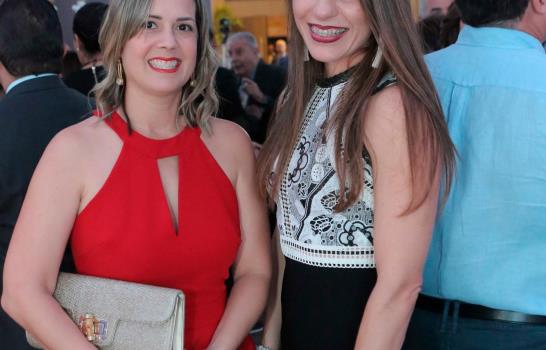 Francesco Fino abre empresa Yo Punto Com y publica libro