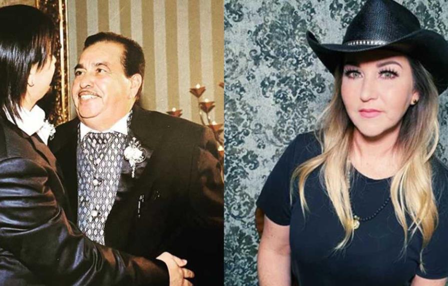 Fallece con COVID-19 el suegro de la cantante mexicana Alicia Villarreal