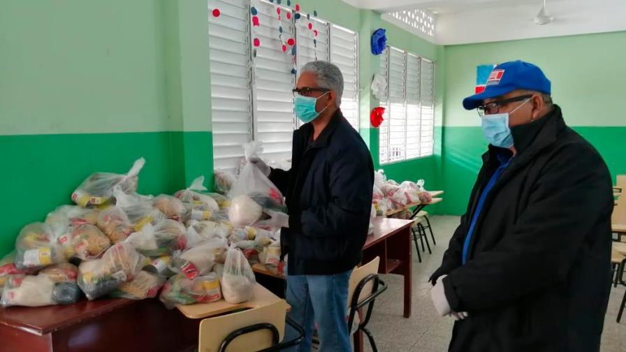Educación inicia tercera etapa entrega de kits de alimentos a estudiantes de tanda extendida 