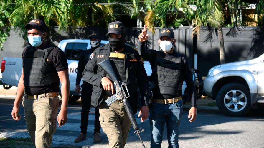Procuraduría investiga supuestas irregularidades en allanamiento en oficinas de Abel Martínez Procuraduría investiga supuestas irregularidades en allanamiento en oficinas de Abel Martínez