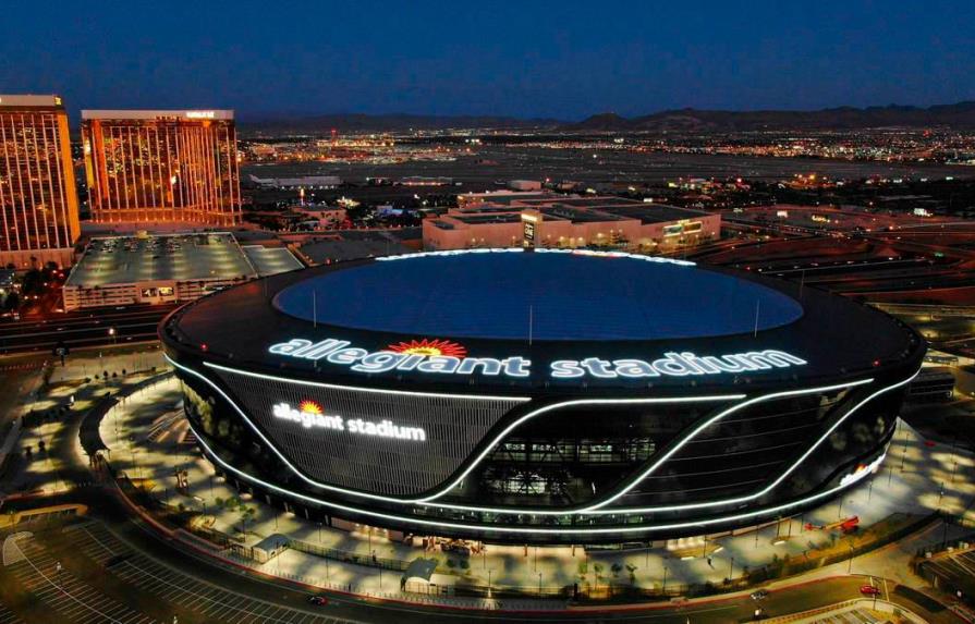 Los Raiders de Las Vegas estrenan hoy su moderno estadio de US$1,900 millones