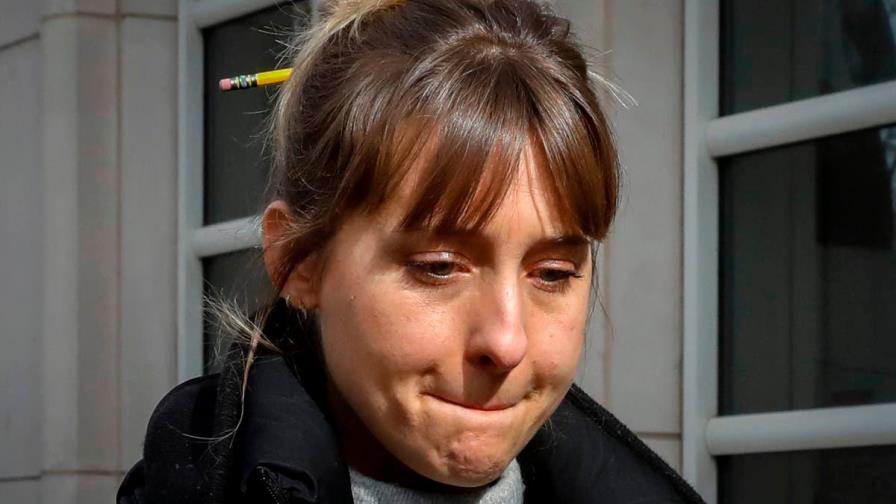 Actriz de la serie “Smallville, condenada a 3 años por su participación en secta sexual Actriz de la serie “Smallville, condenada a 3 años por su participación en secta sexual