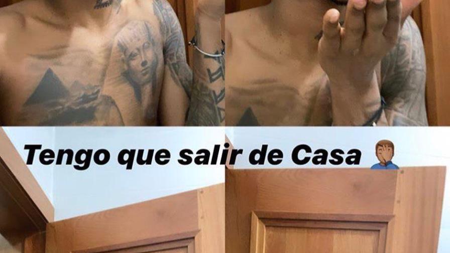 Desnudos, travestismo y más; la pelea de los cantantes urbanos contra el aburrimiento de la cuarentena 