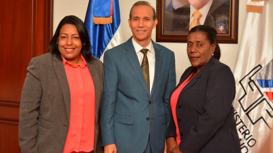 Acuerdan aplazar aplicación de resolución sobre cotización de ayuntamientos a la TSS