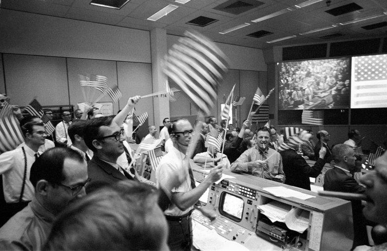 400 mil personas trabajaron en el alunizaje de Apolo 11