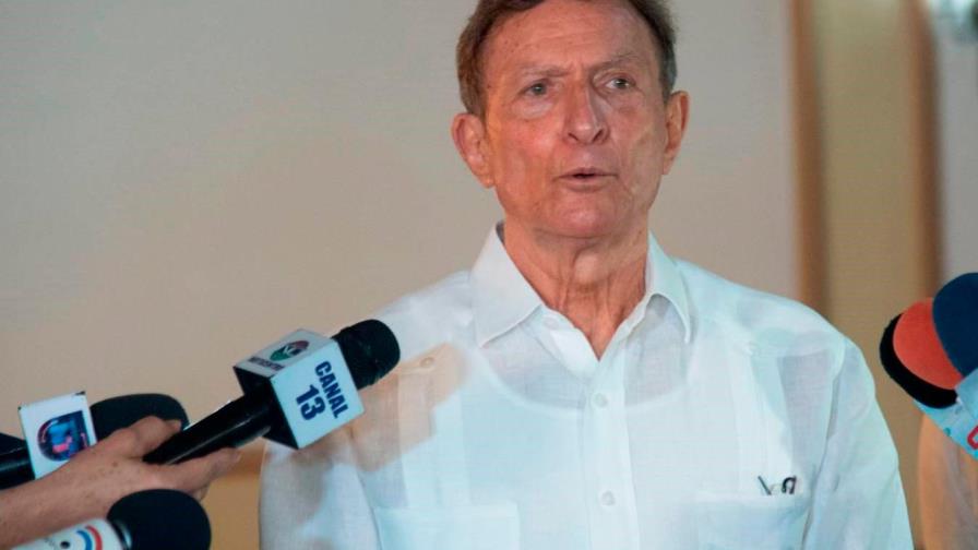 Canciller asegura presidente Abinader está siendo responsable con alerta de no viajar a Haití 