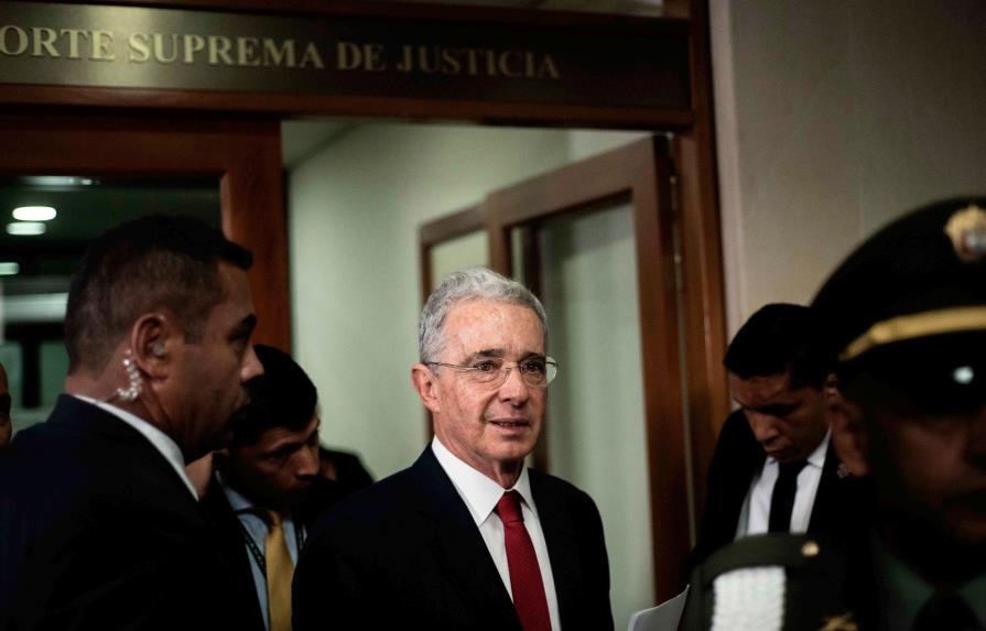 El proceso judicial a Uribe perpetúa la fractura política en Colombia