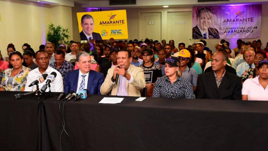 Amarante Baret recibe apoyo de comunitarios de Santo Domingo y San Cristóbal
