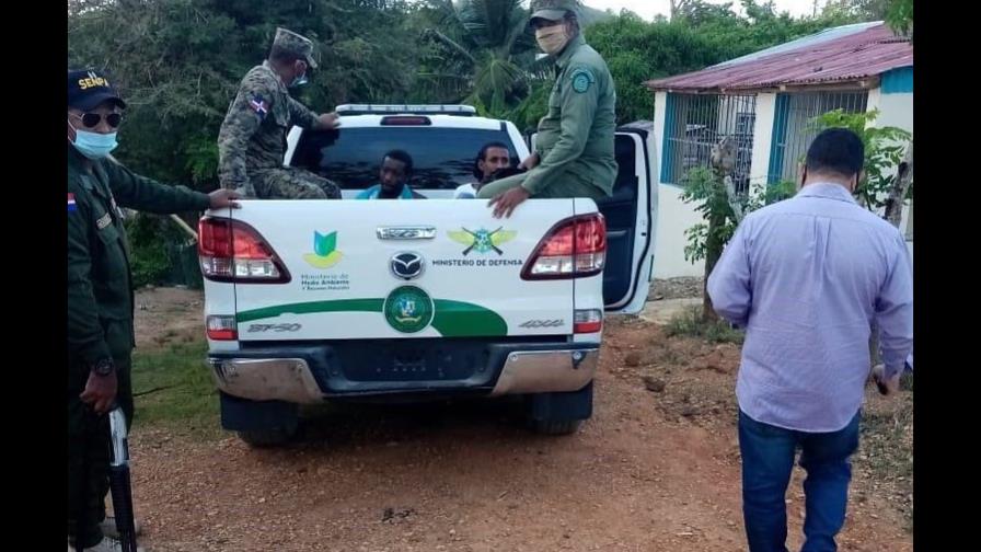 Medio Ambiente somete a dos hombres por muerte de tortuga