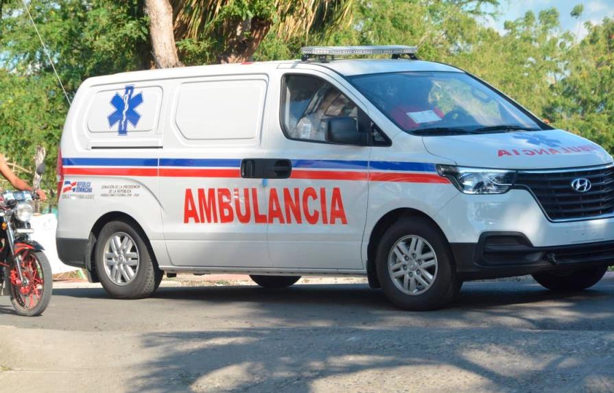Alcaldes piden al Gobierno una ambulancia para hospital de Yamasá