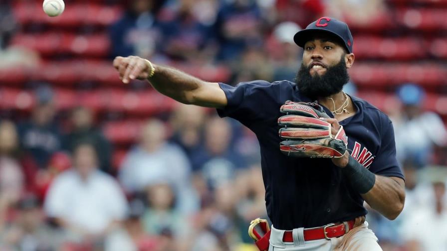 Amed Rosario es activado de la lista de COVID-19