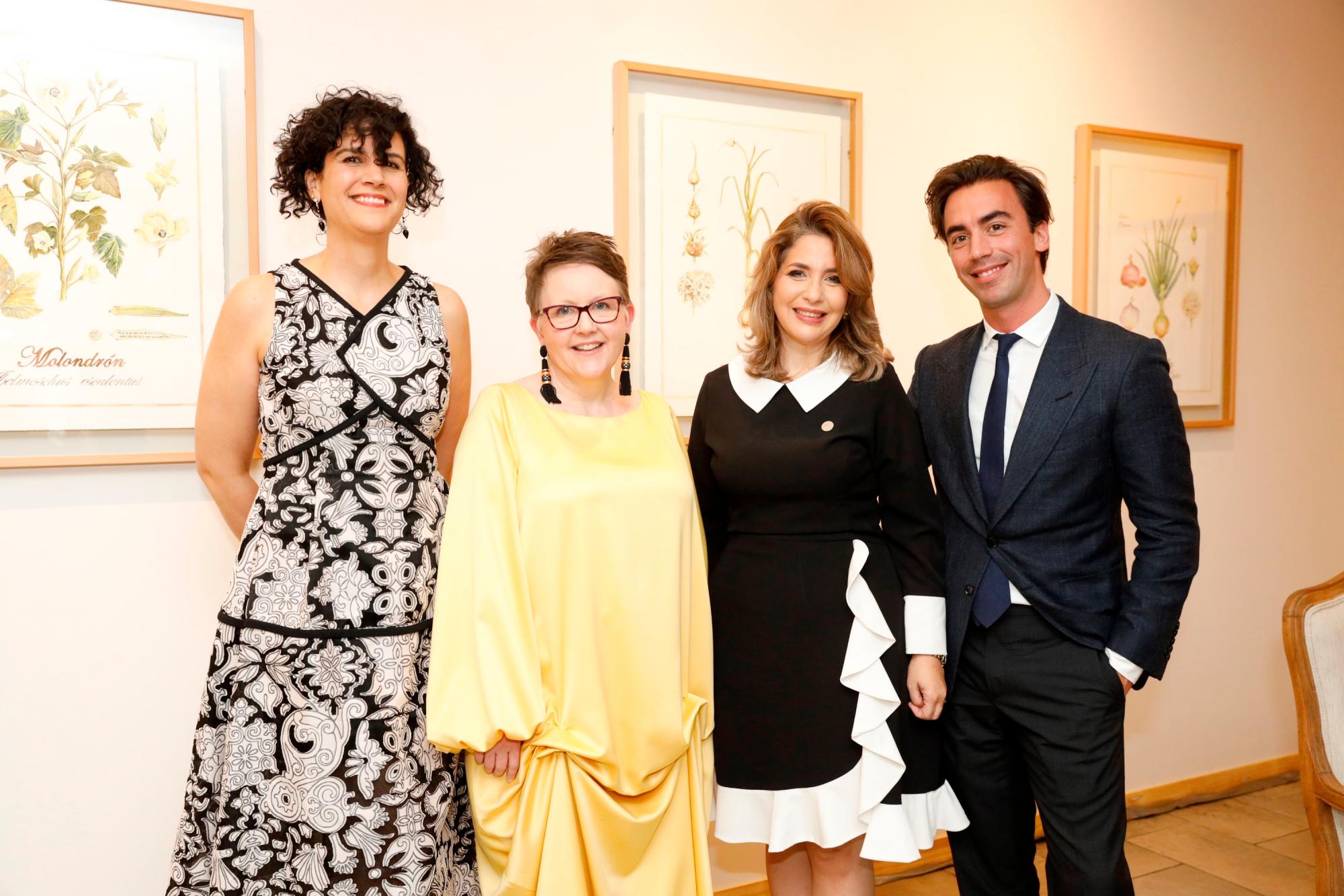 Amelia Vicini, Molly Sorkin, María Luisa Asilis y Fernando García