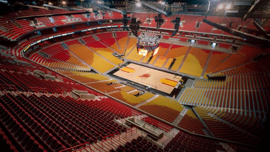 El Heat usará perros que huelen el COVID-19 para filtrar fanáticos en cancha