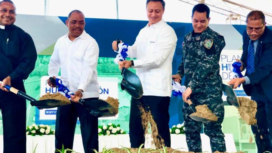 Autoridades inician ampliación de tres cárceles de San Cristóbal Autoridades inician ampliación de tres cárceles de San Cristóbal