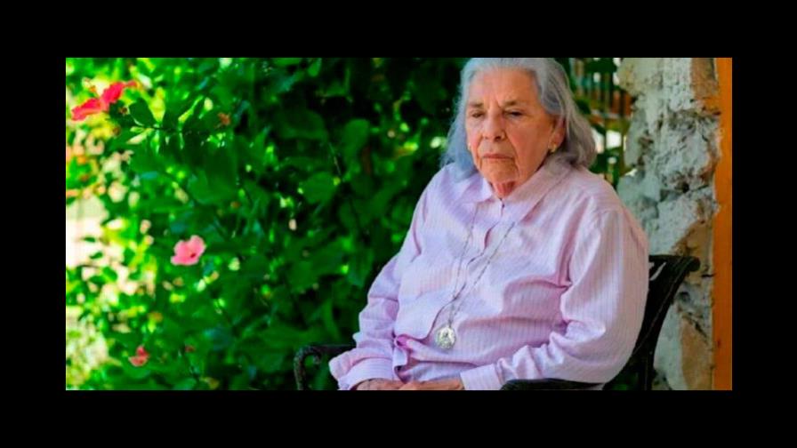 Empresario salva del desamparo en EEUU a ancianas expresas políticas cubanas