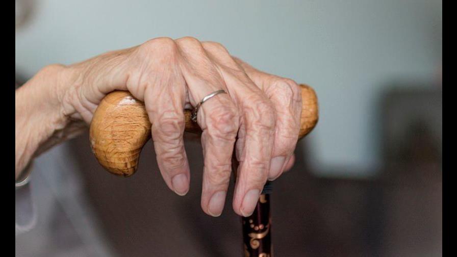 Coronavirus golpea a asilo en Bolivia