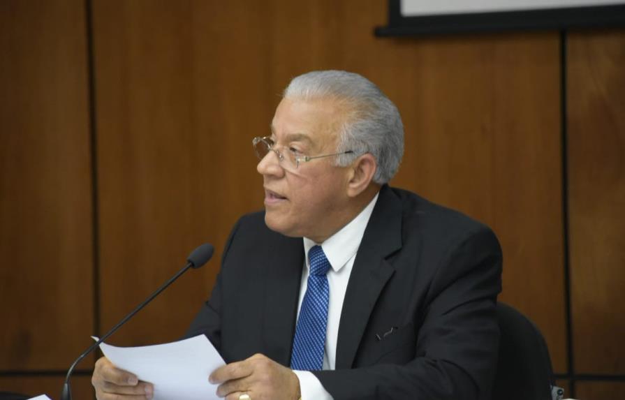 Andrés Bautista acusa a la Procuraduría de falsificar su declaración jurada