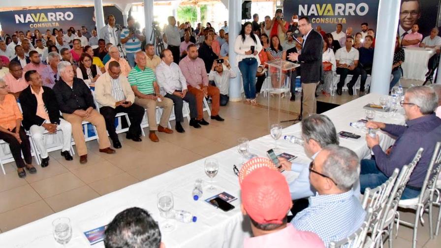 Andrés Navarro sigue consultas para ver si lanza su proyecto presidencial Andrés Navarro sigue consultas para ver si lanza su proyecto presidencial